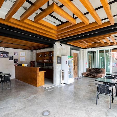 Firefly Phuket Hotel Patong Εξωτερικό φωτογραφία