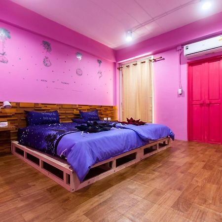 Firefly Phuket Hotel Patong Εξωτερικό φωτογραφία