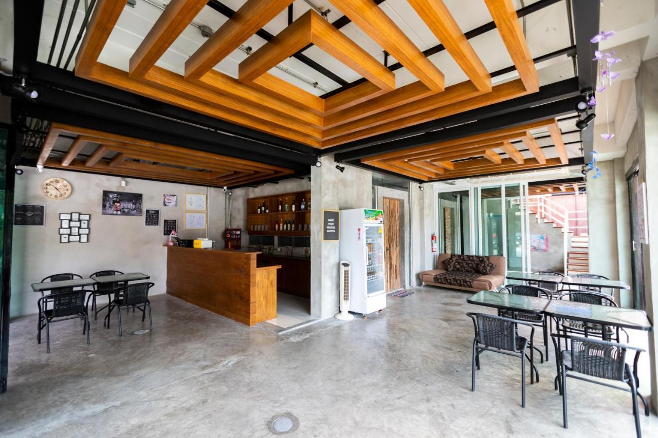 Firefly Phuket Hotel Patong Εξωτερικό φωτογραφία