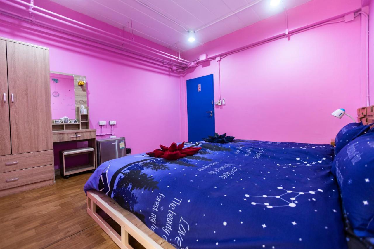 Firefly Phuket Hotel Patong Εξωτερικό φωτογραφία