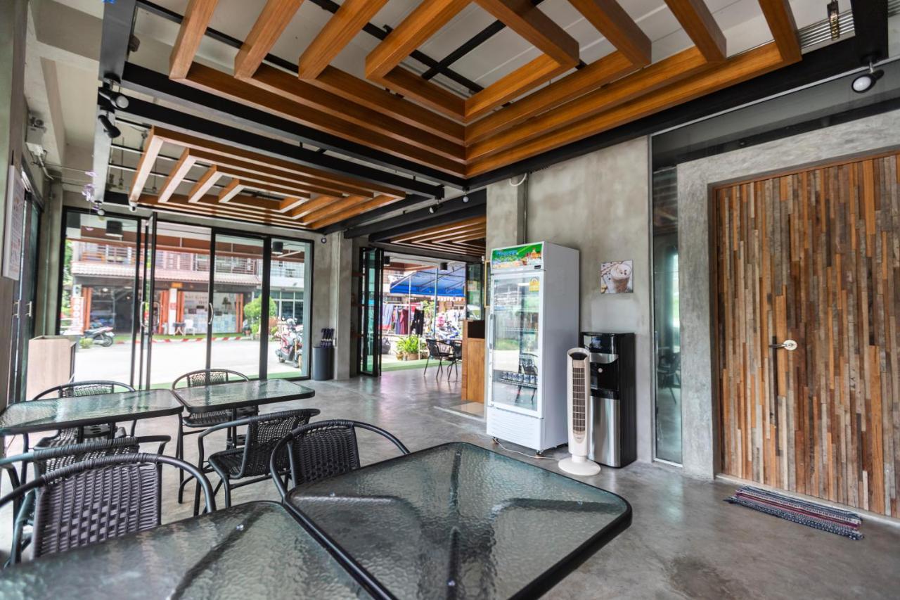 Firefly Phuket Hotel Patong Εξωτερικό φωτογραφία