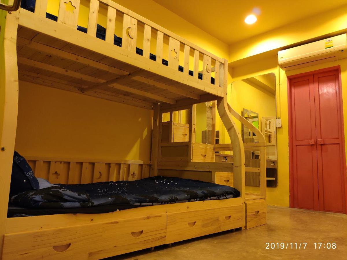 Firefly Phuket Hotel Patong Εξωτερικό φωτογραφία